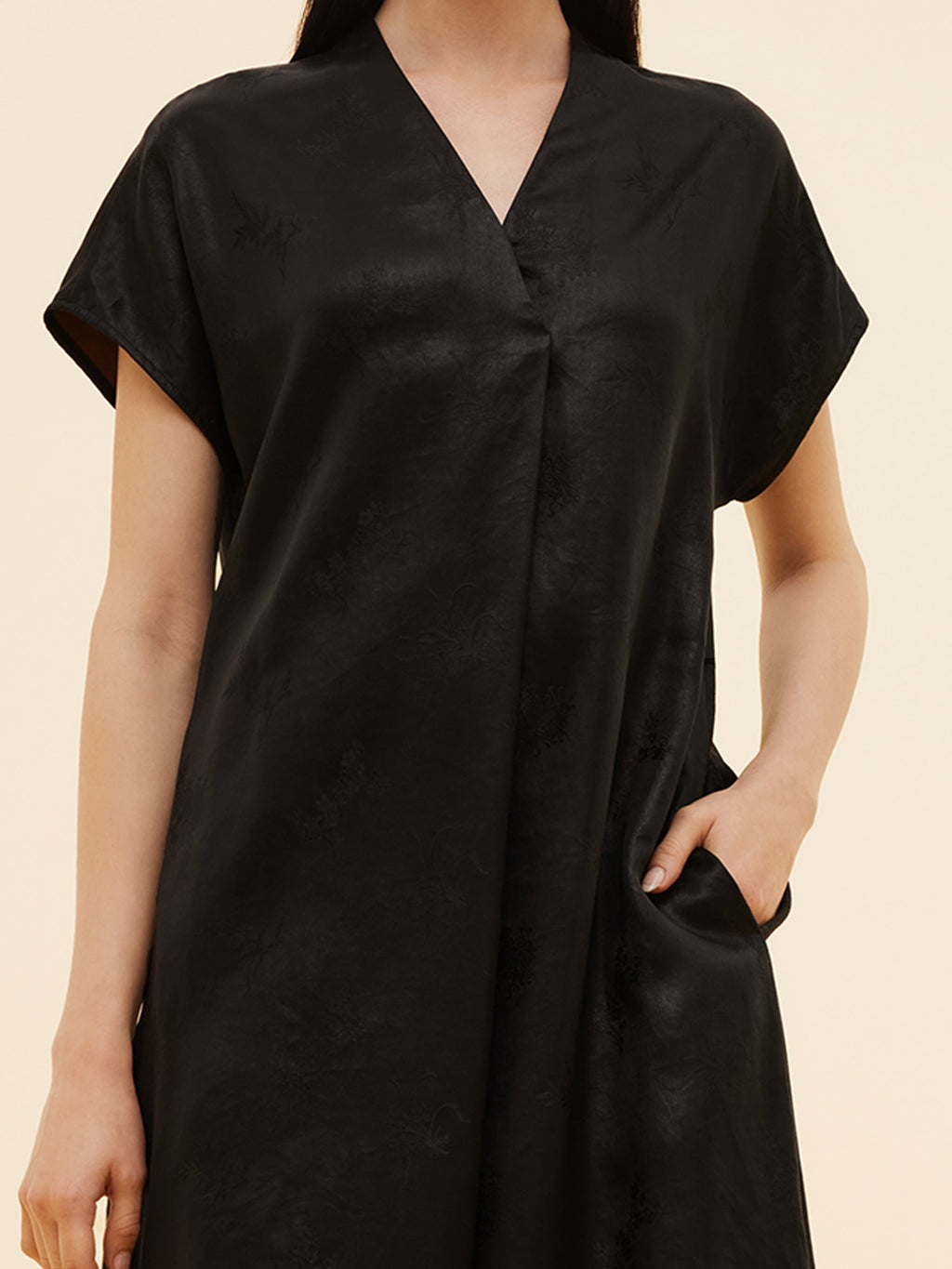 19MM Xiang Yun Silk V-Neck Women Midi Dress