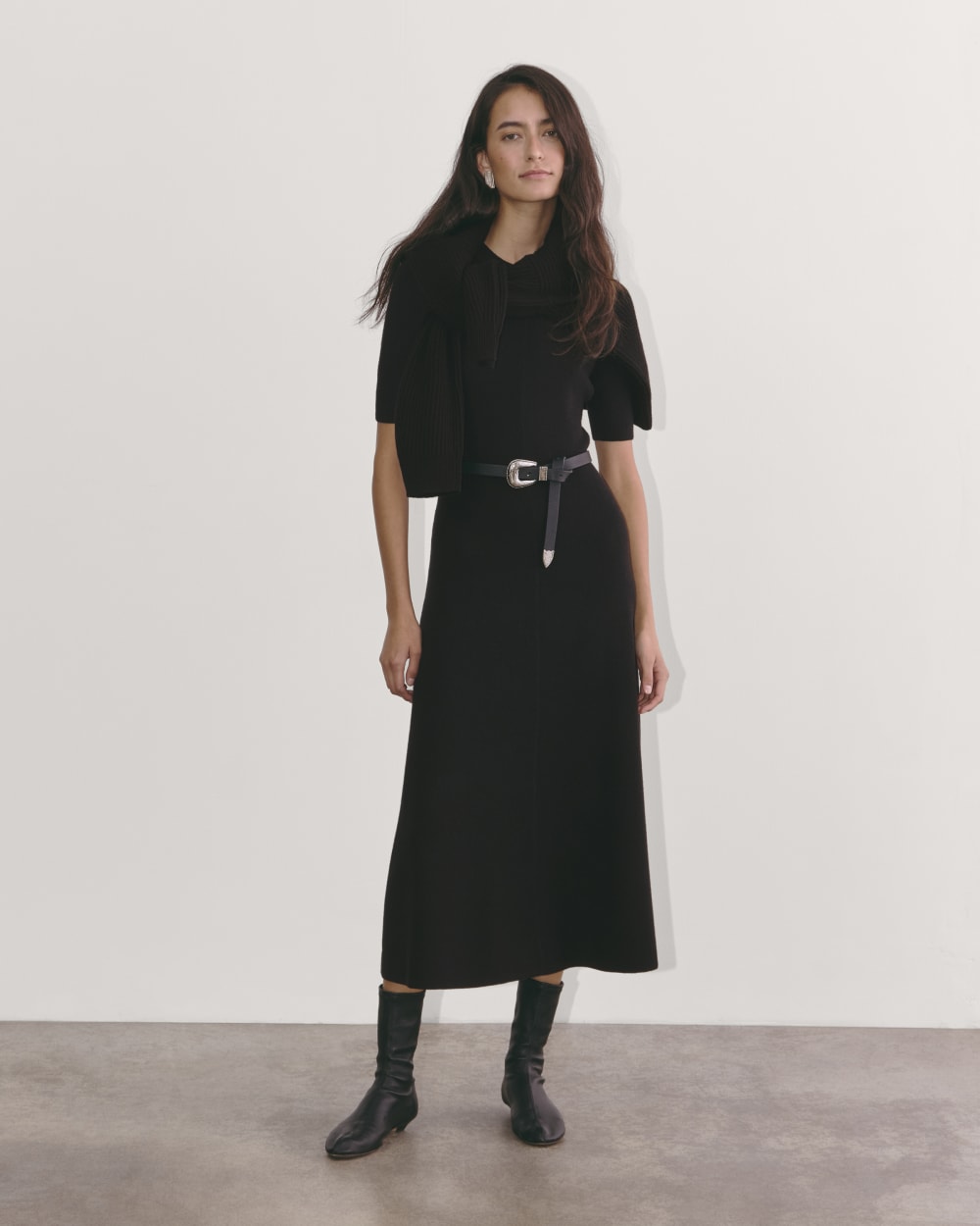 The Ribbed Sweater Dress | Black