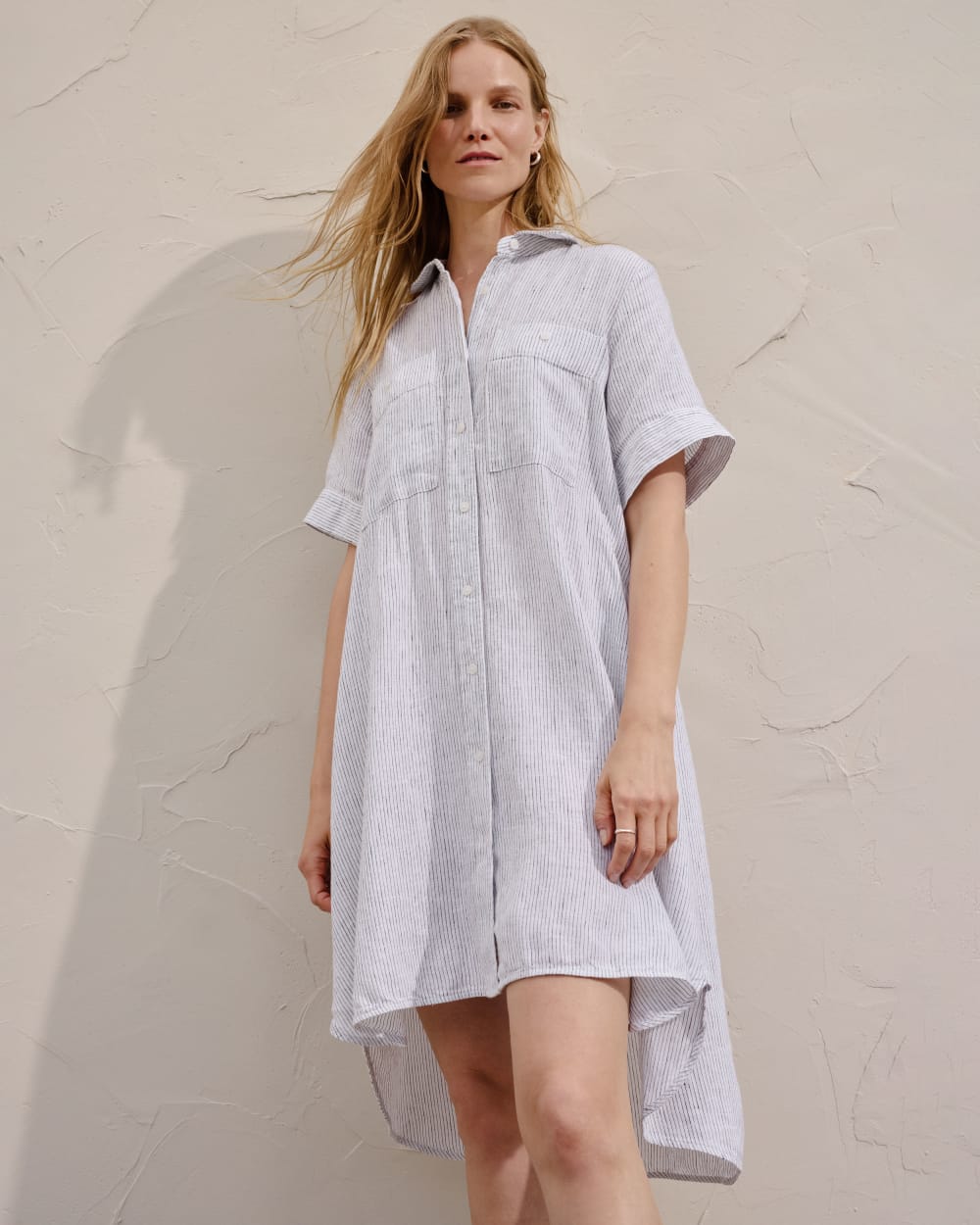 The Daytripper Dress in Linen | White / Black